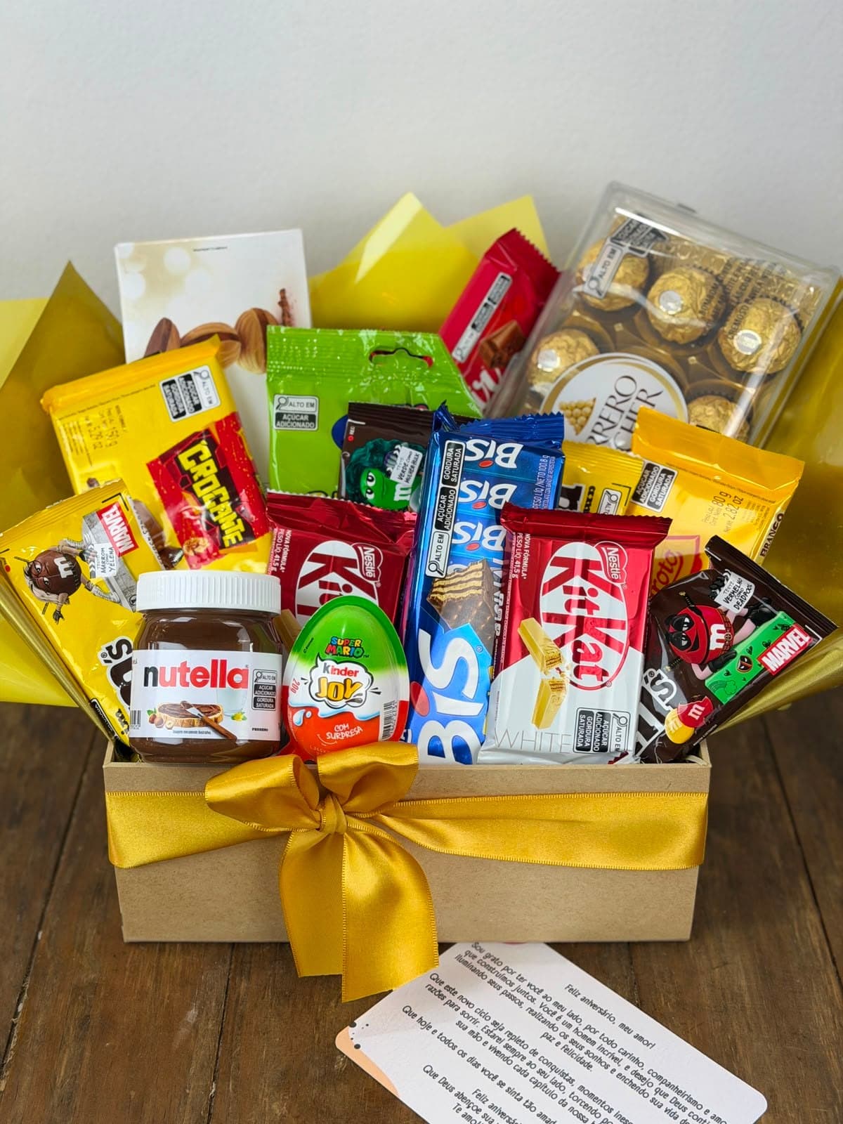 Cesta de Chocolates Variados da categoria Cesta com Cholates e Guloseimas foto do produto